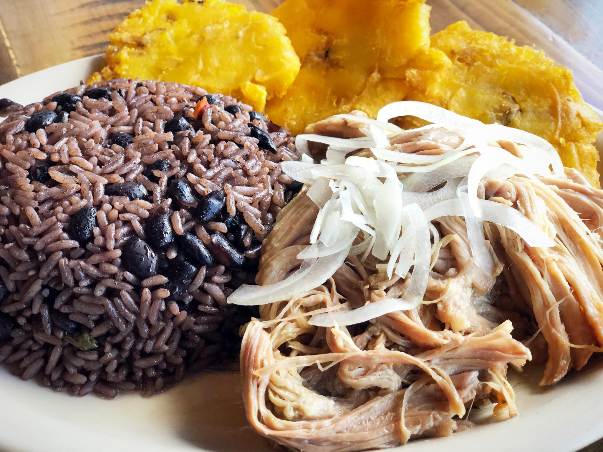 Las Palmas Latin Grill